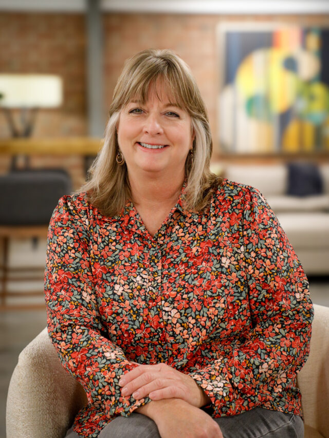 Julie Conley Web
